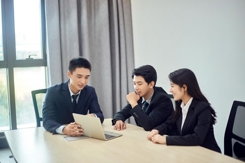 猎头找工作和自己找工作的区别在哪里？