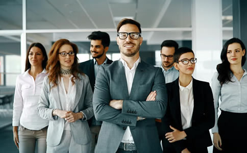 猎头公司主要是做什么的？