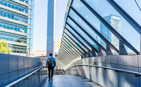 猎头如何在众多应聘者中找到有工作见识、有发展潜力的人才？