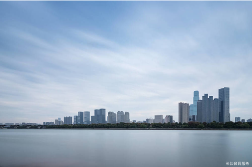 湖南省私立学校如何借助猎头公司招聘到优秀教师？