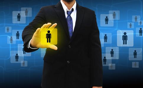 到底是猎头公司招聘省钱还是招聘网站省钱？